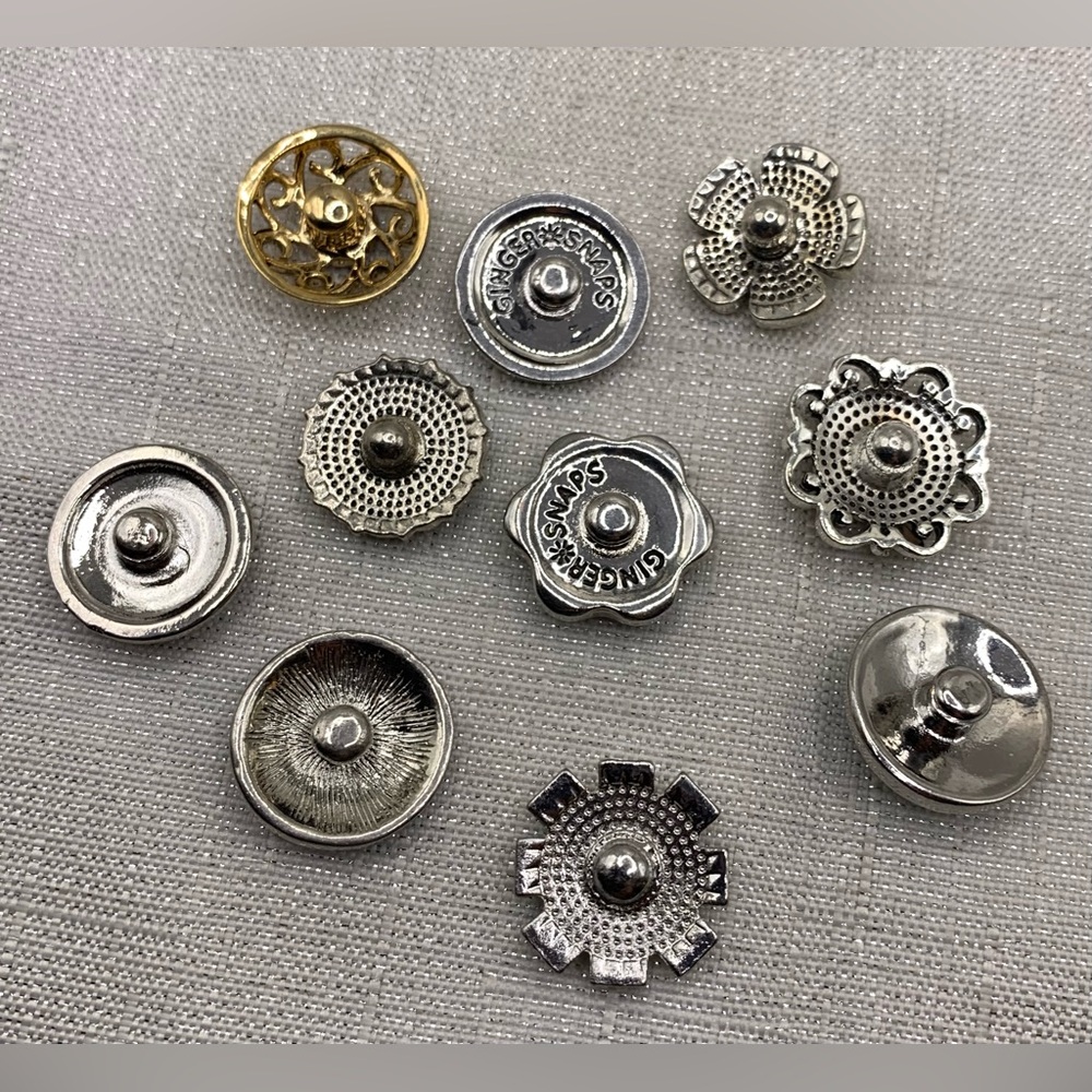 SALE - BLUE BUNDLE - SET of 10 - Snap Button Charms - 18mm/20mm - Picture 2 of 2